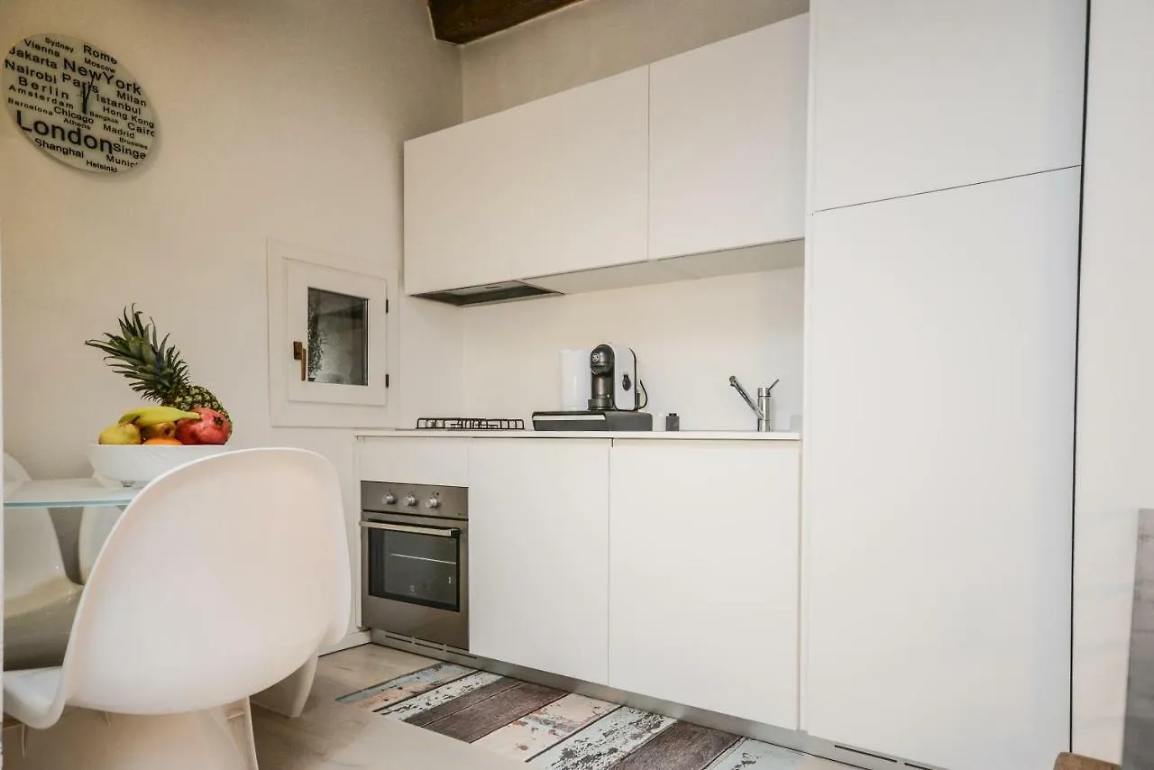 Suite 800 Verona Apartment