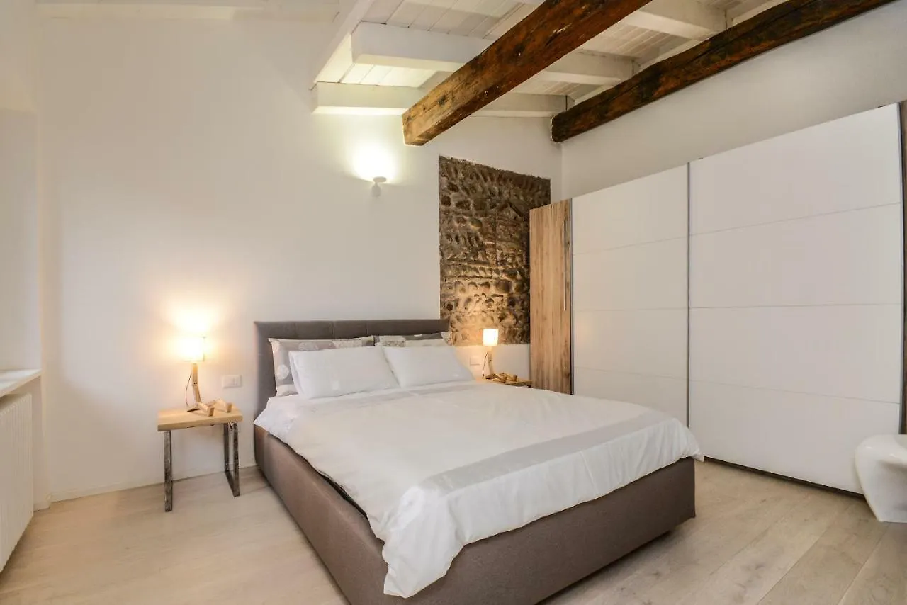 Suite 800 Verona 0*,  Italy