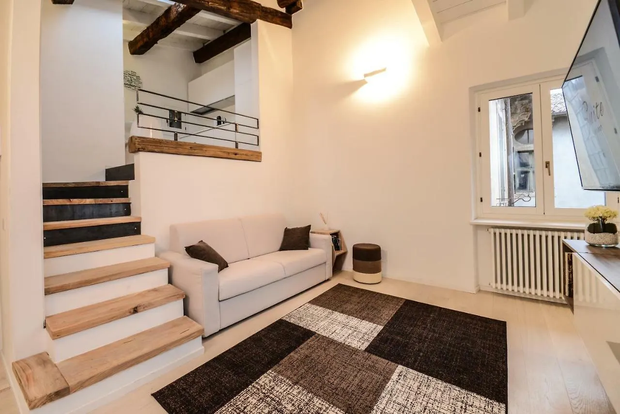 Apartment Suite 800 Verona Italy