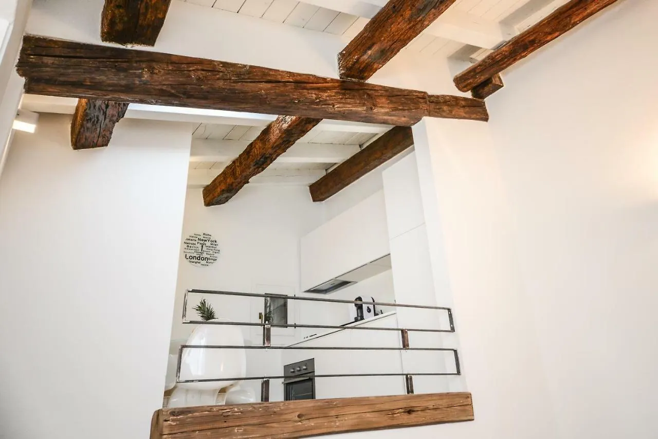 Apartment Suite 800 Verona